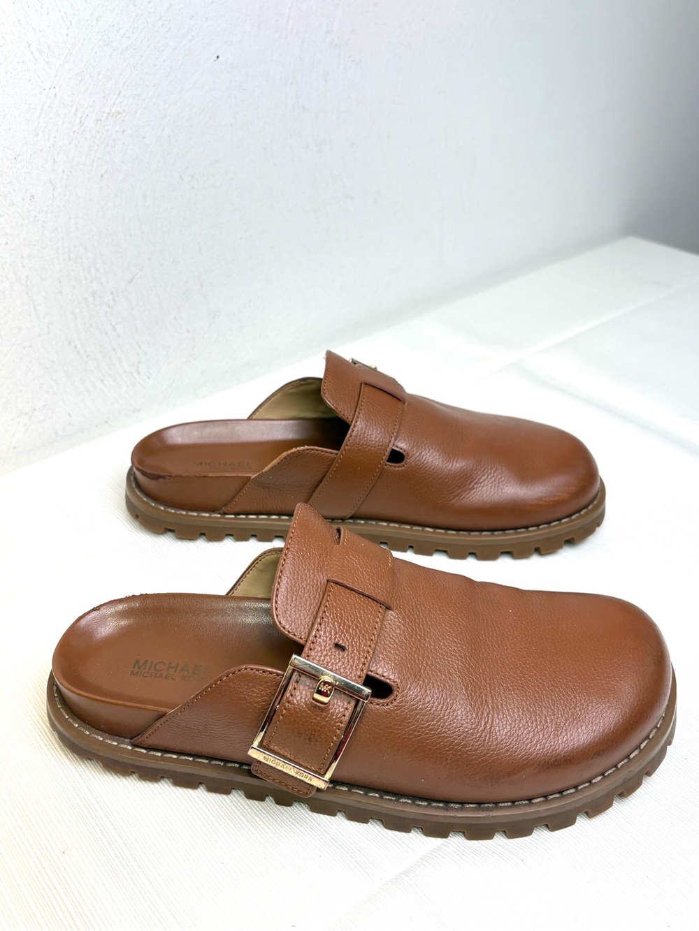 MICHAEL KORS Easton Leather Clogs Cognac Brown 7 *flaws, read*